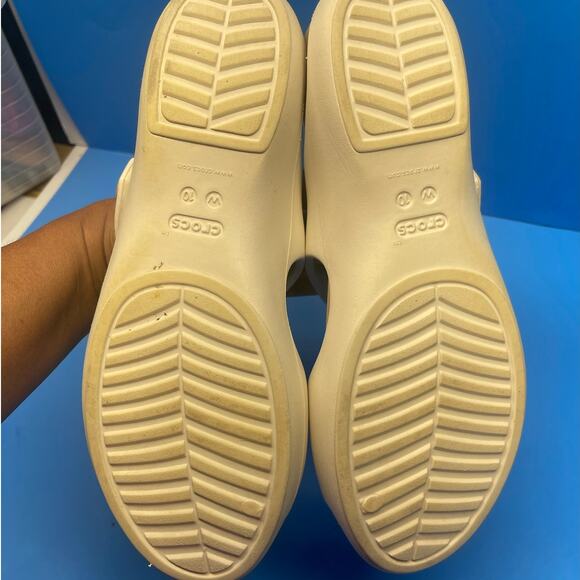 CROC Beige 2 Strap Spa, Pool, Comfortable SANDALS Flip Flop Women Size 10 - Picture 8 of 9
